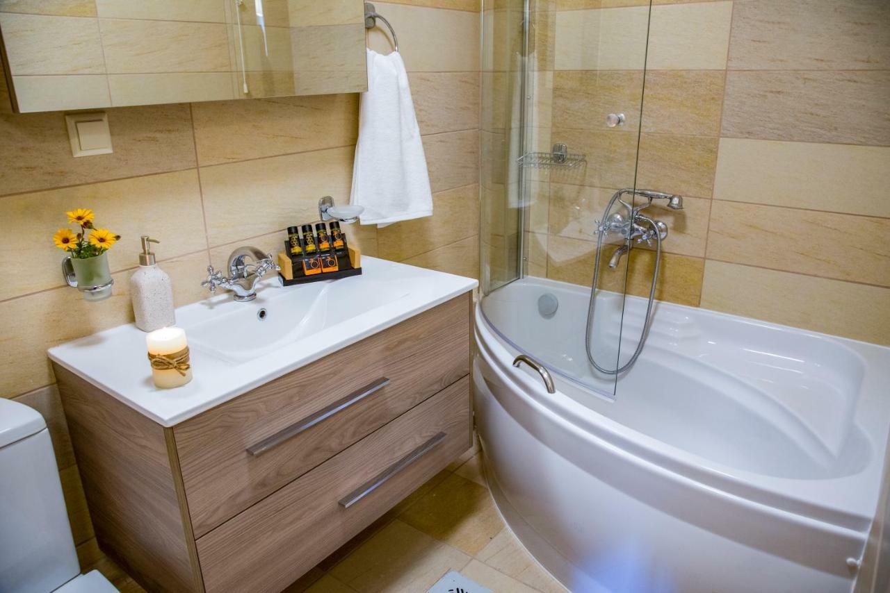 Casa Leone Suites ستالوس المظهر الخارجي الصورة