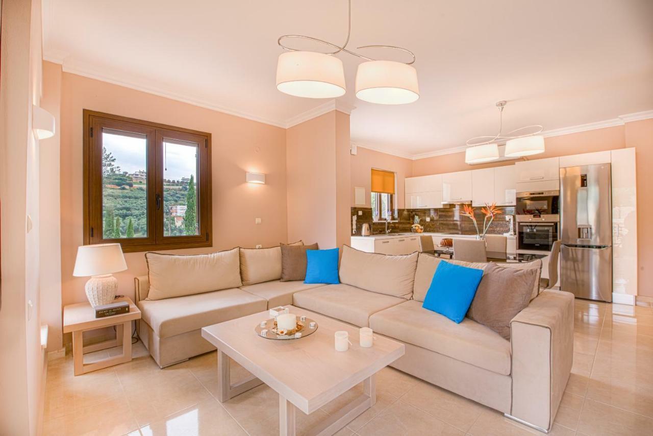 Casa Leone Suites ستالوس المظهر الخارجي الصورة